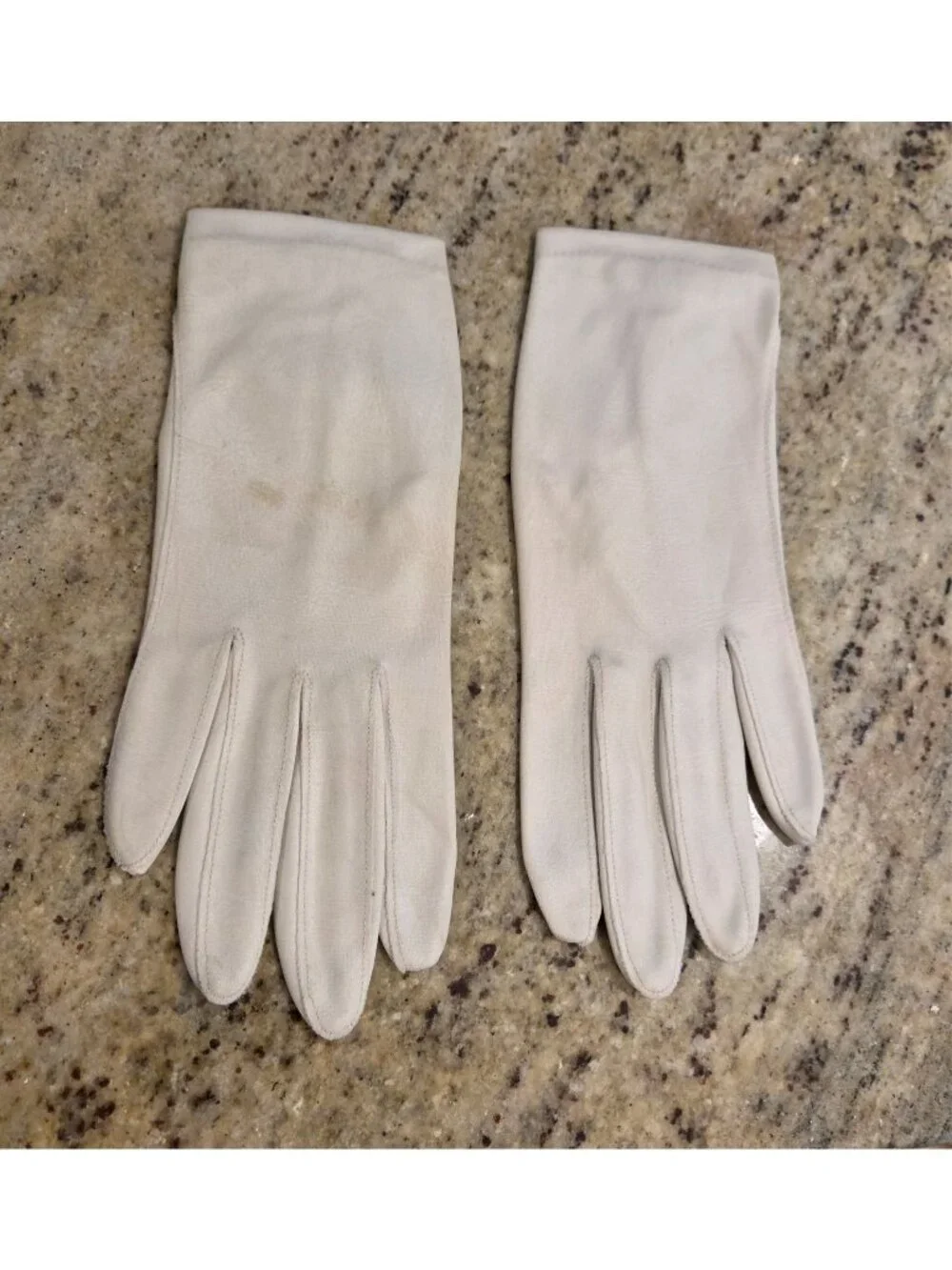 Vintage Womens Size M/L 7.5 Beige Nylon Formal Short Gloves